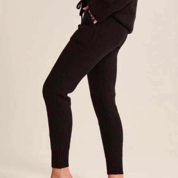 Abercrombie & Fitch 90s Sweater Joggers - Picture 5 of 5